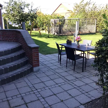 Skon Loftlejlighed Til 4 Personer I 6855 Outrup Ovtrup