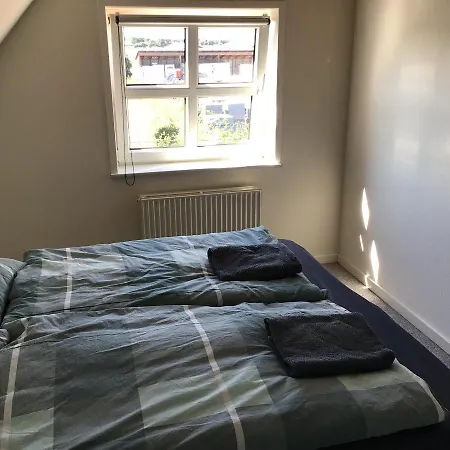 Skon Loftlejlighed Til 4 Personer I 6855 Outrup Daire